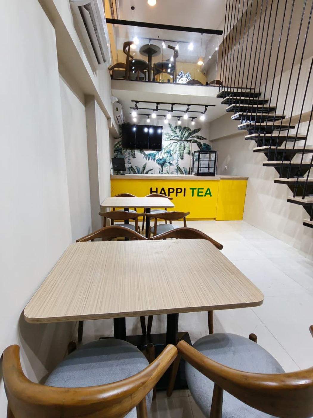 Trà sữa Việt và cà phê Việt tại HappiTea Pune