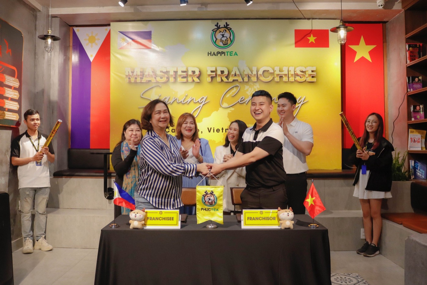 Lễ ký Master Franchise HappiTea tại Philippines